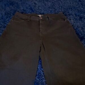 Stylish Women's High Rise Black Jeans